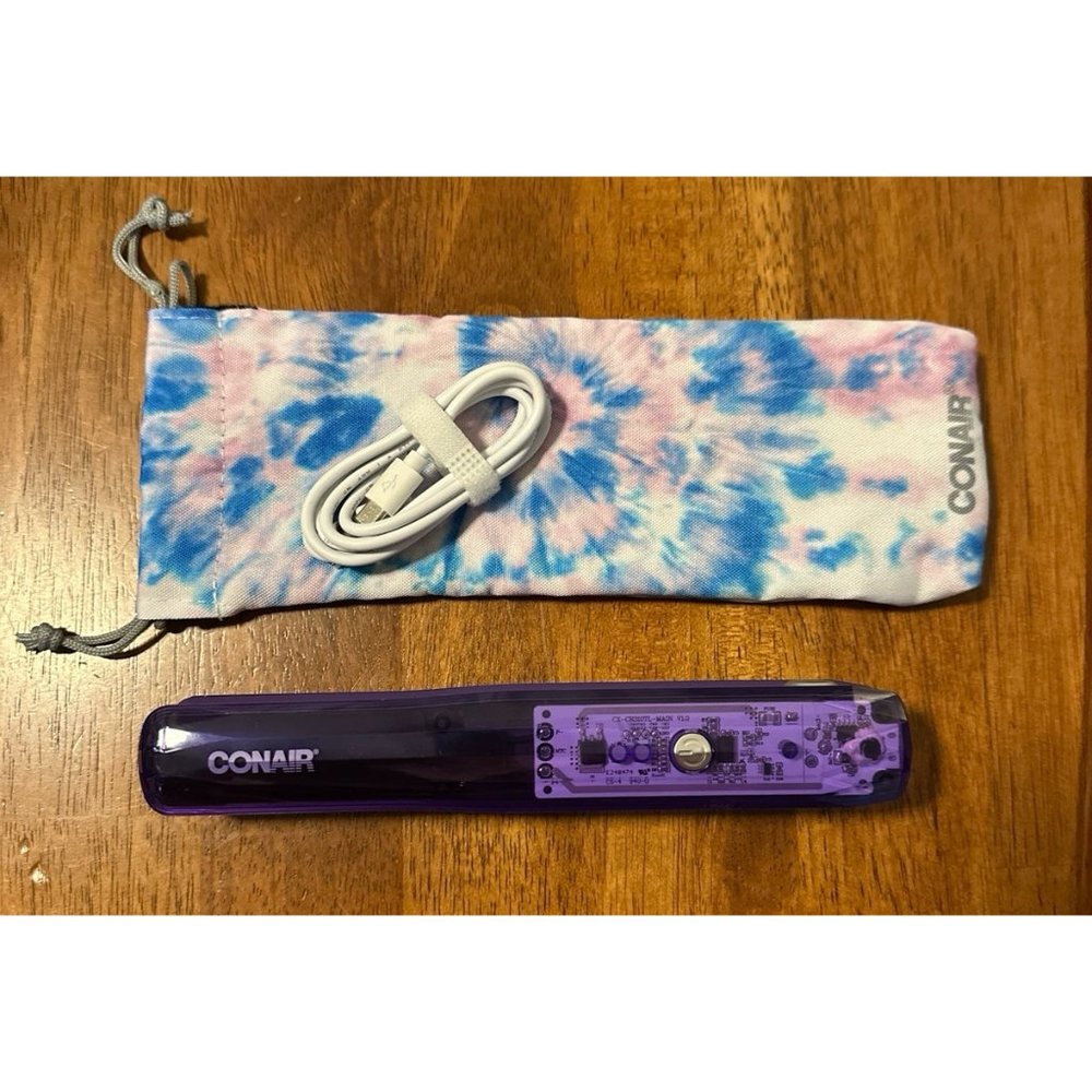 Conair Mini Cordless Flat Iron Violet Vamp Pouch + USB Cord Included